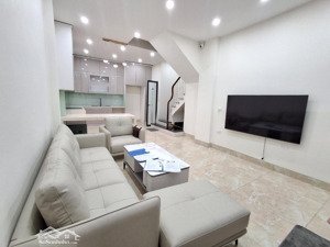 nhà vip-mỹ đình-nam từ liêm-5 tầng-45m2-full nội thất-ở ngay-nhỉnh 11 tỷ