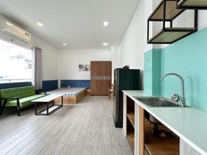 cho thuê căn hộ 38m2 máy giặt riêng,gần bờ kè hoàng sa q3,cho nuôi pet,thang máy,cam kết như hình