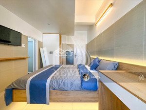 giảm 2 tỷ, bán nhà hẻm xe hơi ngay lê văn sỹ quận phú nhuận,dt:9x14 xd tret 4 lầu giá bán chỉ 18 tỷ