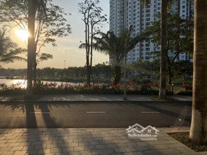 nhà phố thương mại ecopark view hồ gần chung cư 150m² giá chỉ 3x tỷ. lh 
