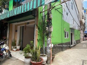 nhà sẵn kết cấu vừa ở vừa kinh doanh - 2 mặt hẻm xe hơi ngay hàng xanh 3 tầng 56m² nở hậu, hơn 9 tỷ