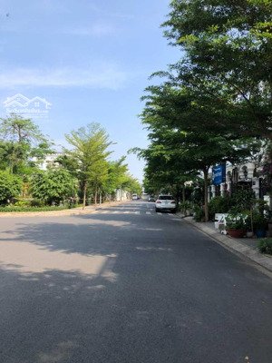 cần bán nhà trước công viên cityland center hills, giá 17,8 tỷ