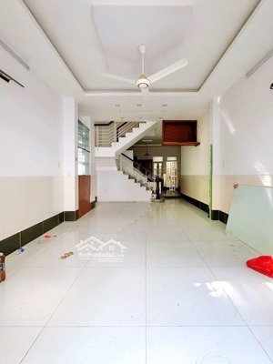 quá rẻ, bán trước tểt nhà hoàng hoa thám phú nhuận 76m2, 4 tầng btct, ngang 4,5m nở hậu nhỉnh 9 tỷ