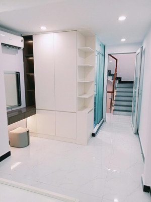 nhà hẻm 2/ ngay tt quận 10 , giá rẻ - siêu đẹp