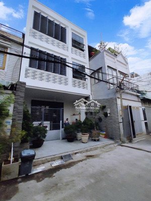 nhà 3 tầng hẻm xe tải lê văn khương ngang 6m x 15m -5pn master