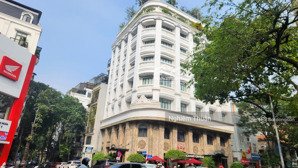 bán nhà toà nhà 8 tầng mặt phố bùi thị xuân, hai bà trưng, hà nội. có hầm, mặt tiền 6m. giá tốt