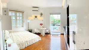 cho thuê phòng 35m2 có ban công cửa sổ lớn gần nguyễn văn trỗi phú nhuận tiện đi sân bay, q1, q3