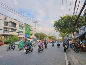 bán lô đất ngay kha vạn cân chợ thủ đức - 425m2 ngang 20m nở hậu full thổ cư - giá chỉ 30 tỷ tl