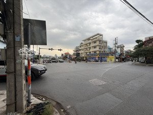 lô đất sát mt tên lửa - 82m2 ngang 4.3 ( nở hậu 5m ) - giá chỉ : 5 tỷ nhĩnh