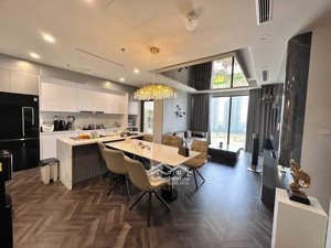 bán gấp căn hộ 3pn hd mon city tầng trung ban công đn view khu liền kề thoáng mát giá chỉ hơn 8 tỷ