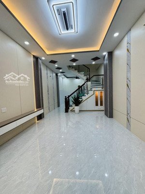 hẻm xe hơi sát mặt tiền nhà mới trung tâm p.3 quận 8 - chốt g.i.á rẻ cuối năm