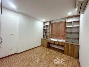 bán căn hộ chung cư trần quý kiên cầu giấy dt 70m2 , thiết kế 2 ngủ 2 vs giá 6,5 tỷ