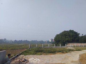 siêu víp đất xen kẹt có thổ cư gần quốc lộ 21 hoà thạch mà giá chỉ vài tỷ có ngay lô đất 904m