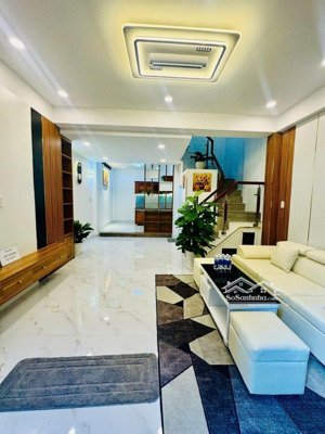 nhà đẹp phường v.ip quận 8 ngang gần 5m chủ ngộp bán r.ẻ cuối năm