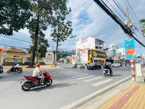 võ văn ngân nhà 3 tầng 5pn 5wc ôtô đậu thoải mái - ngay trung tâm bình thọ - cạnh ga metro 8tỷ390