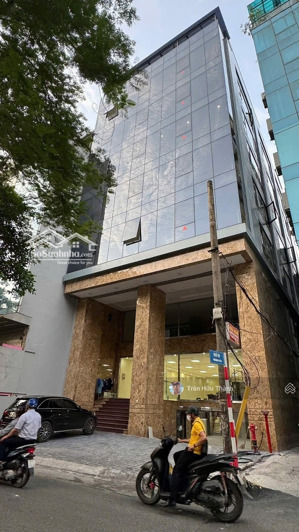 tòa văn phòng 360m2 - 11t - kinh doanh. dòng tiền 7,8 tỷ - năm, ngã tư ô chợ dừa. lh: 