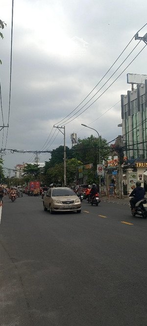 bán tòa nhà mặt tiền đường nguyễn thị định, btt, q2, 5.6mx28m, 7 tầng, dòng tiền tốt, giá 22.59tỷ