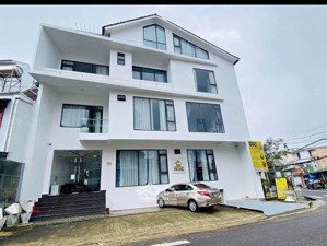 bán gấp tòa nhà đang kinh doanh chdv cao cấp mặt tiền phường xuân hương đà lạt