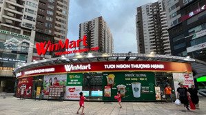 cho thuê nhà mặt phố hoàng đạo thúy, mặt tiền siêu rộng, dt 240m2, giá ưu đãi