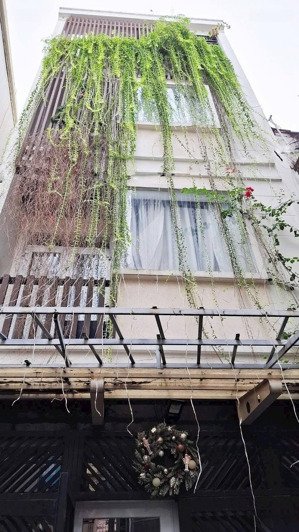 chủ về đà lạt hưởng cuộc sống an yên - bán lại căn nhà kỷ niệm - ngay nguyễn văn trỗi, phú nhuận