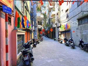 chính chủ bán nhà thái hà 26m2 3t mt 3m giá 6.4tỷ đống đa hà nội. vị trí đẹp 2 mặt ngõ, 1 ôtô tránh