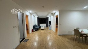 bán cc golden fiel mỹ đình 120m2, 3pn, 2vs. tầng trung. căn góc 9,9 tỷ. sổ đỏ cc. 