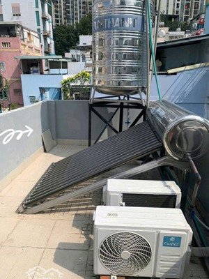 bán nhà quận 10. điện biên phủ. gần mặt tiền 3 tháng 2. 4tỷ65.