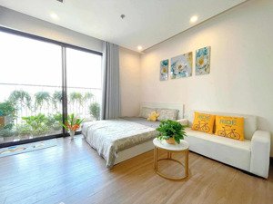 mời thuê căn hộ studio đủ đồ toà sp sky oasis ecopark giá 5,5tr/th. hl ạ