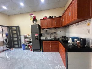 bán nhà võ văn hát giá 7,9 tỷ dt 130m2 hxh gần mt, ngang 6.4m, gần lã xuân oai