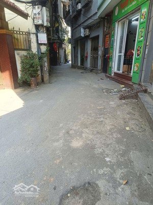 cầu giấy ccmini căn hộ dịch vụ - 6 tầng thang máy - dt 65 m full nội thất - nhỉnh 19 tỷ