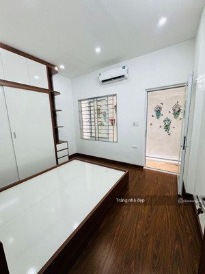 chủ cần bán gấp chỉ còn 8.7 tỷ! bán nhà mỹ đình 40mx5t, 06 ngủ sẵn nội thất, ngõ 2.8m, 50m ra ô tô