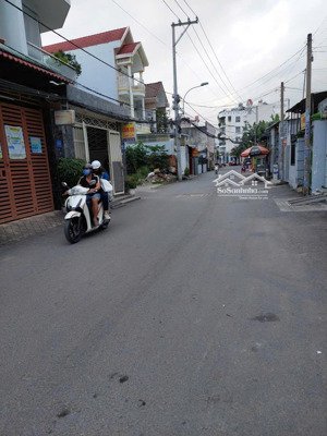 chính chủ bán gấp nhà cấp 4, ngang 9.9m, sâu 38.05m- mặt tiền nguyễn trung nguyệt, full thổ cư