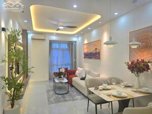 Bán nhanh căn hộ Sky Garden - PMH-Q7 view hồ bơi, mới 100%