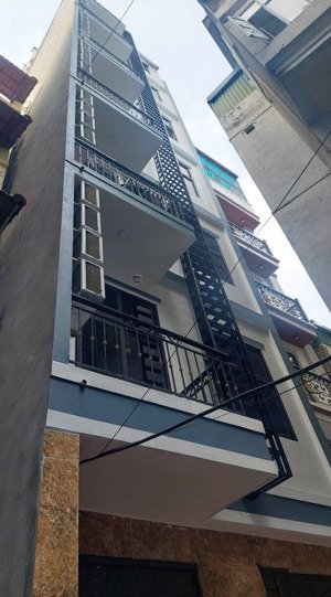 chính chủ bán gấp chdv dòng tiền khủng 23 phòng phố nguyễn lương bằng dt:92m mt:5,4m 7t thang máy