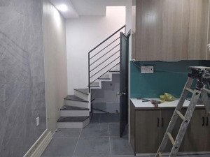 nhà liền kề ngay thạnh xuân 21 hẻm xe máy