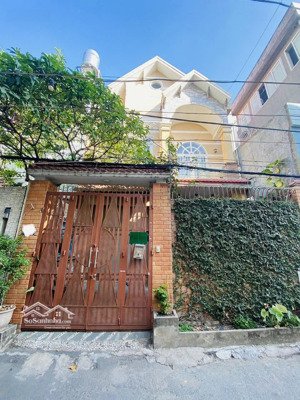 chính chủ cần bán nhà hxh ngang 7m hiếm có, xây dựng kiên cố