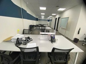 chính chủ còn duy nhất 1 sàn văn phòng 60m2 giá chỉ 9,5tr tại 54 vũ trọng phụng - thanh xuân