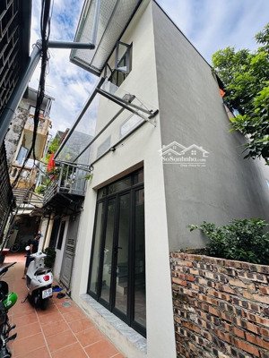 bán gấp nhà riêng 3pn, 3wc, 42m2 tại bắc cầu, ngọc thụy, long biên, hà nội, giá cực chất 5,1 tỉ