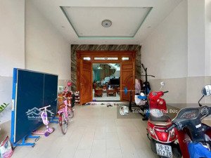 bán nhà riêng tại đường số 3, 10,9 tỷ, 80m2, view đẹp, thủ đức, hcm