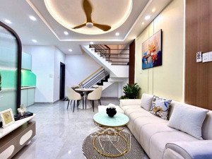 bán nhà phan văn trị 4 tầng, nhà vuông vức tặng full nội thất đầy đủ chỉ 4,98tỷ