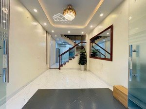 dịch vọng, cầu giấy 5 tầng - ô tô đỗ cửa - ngõ nông - tặng full nội thất - chỉ hơn 7 tỷ