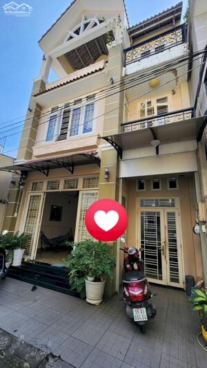 Cho thuê nhà nguyên căn đường số 9, P. Linh Tây – 3PN – 3WC – 65m² – 12tr/tháng