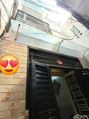 siêu phẩm q1 nhà nguyễn văn cừ, 4 tầng 7,2 tỷ cách mt 30m!