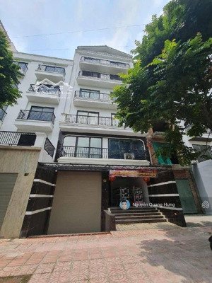 bán gấp liền kề ngọc thuỵ 140mx7tầng,thang máy - mặt đường, vỉa hè - thông sàn, kd - 41.5tỷ có bớt