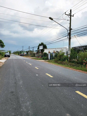 đất mặt tiền đường dh hồ chí minh nằm đôi diện kcn an linh 1000ha giá 970tr /1656m2 thổ cư 200m