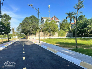 cần bán gấp lô đất 100m siêu phẩm xã hòa lạc, sát trường đhqg, fpt, cnc, ql21, trục hồ tây ba vì