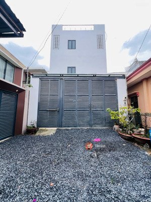 chdv 129m2 thu nhập 30tr/tháng gần ngay đh ngân hàng luôn full phòng