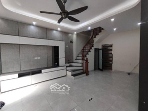 cầu diễn - 34m2 - 5 tầng - ngõ nông rộng - nhà sát phố