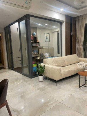 chủ nhà kẹt tiền cần bán nhanh căn hộ tâm huyết tại golden mansion. hl em: call/zalo