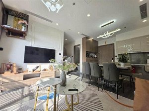 chỉ 6 tỷ có ngay 52m2, tặng nhà 3 tầng full nội thất, ô tô đỗ cổng ngày đêm ngô gia tự, long biên